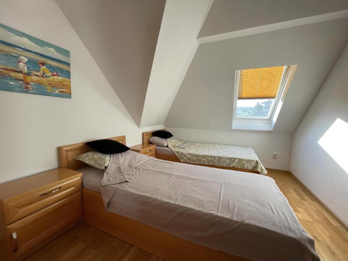 Stunning 2-Bed Apartment In Sea Resort Varna Saints Constantine and Helena Luaran gambar
